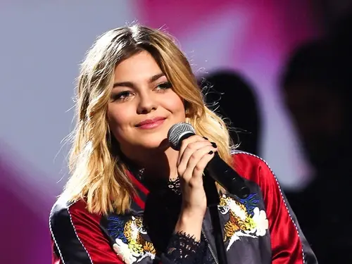 Http media nrj fr 1900x1200 2017 06 louane 1363957